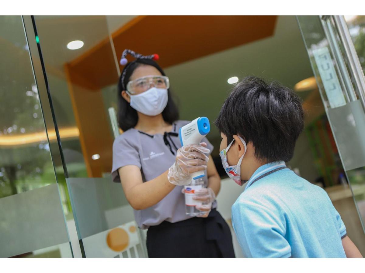 로열 암바루크모 요그야카르타 호텔 Maguwo 외부 사진